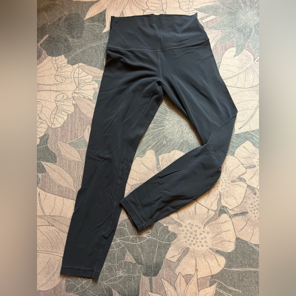 Lululemon legging size 8